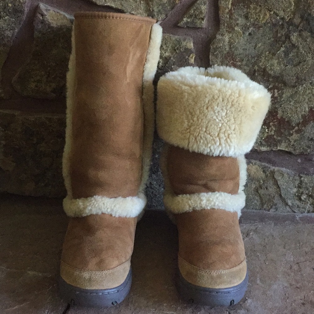 COPY - UGG- Sunburst Tall
